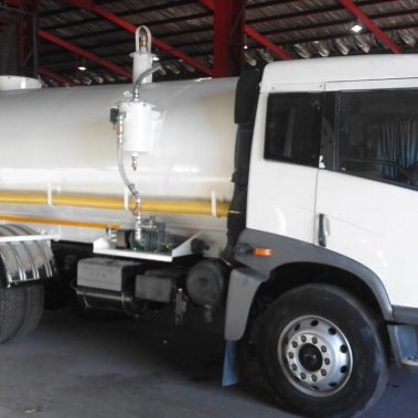 GETT | Honeysucker Tanker