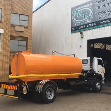 GETT | Honeysucker Tanker