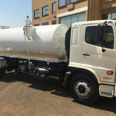 GETT | Honeysucker Tanker